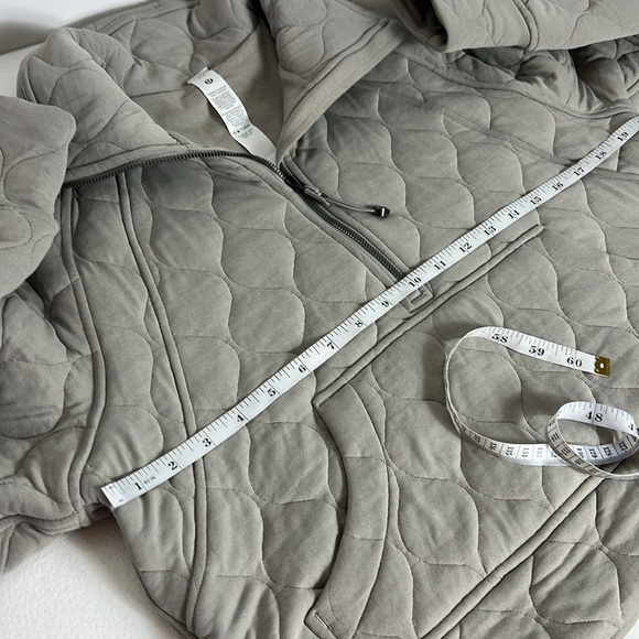 Lululemon  Sz XS/S Scuba Oversized Quilted Half Zip in Riverstone NWT - Picture 7 of 11